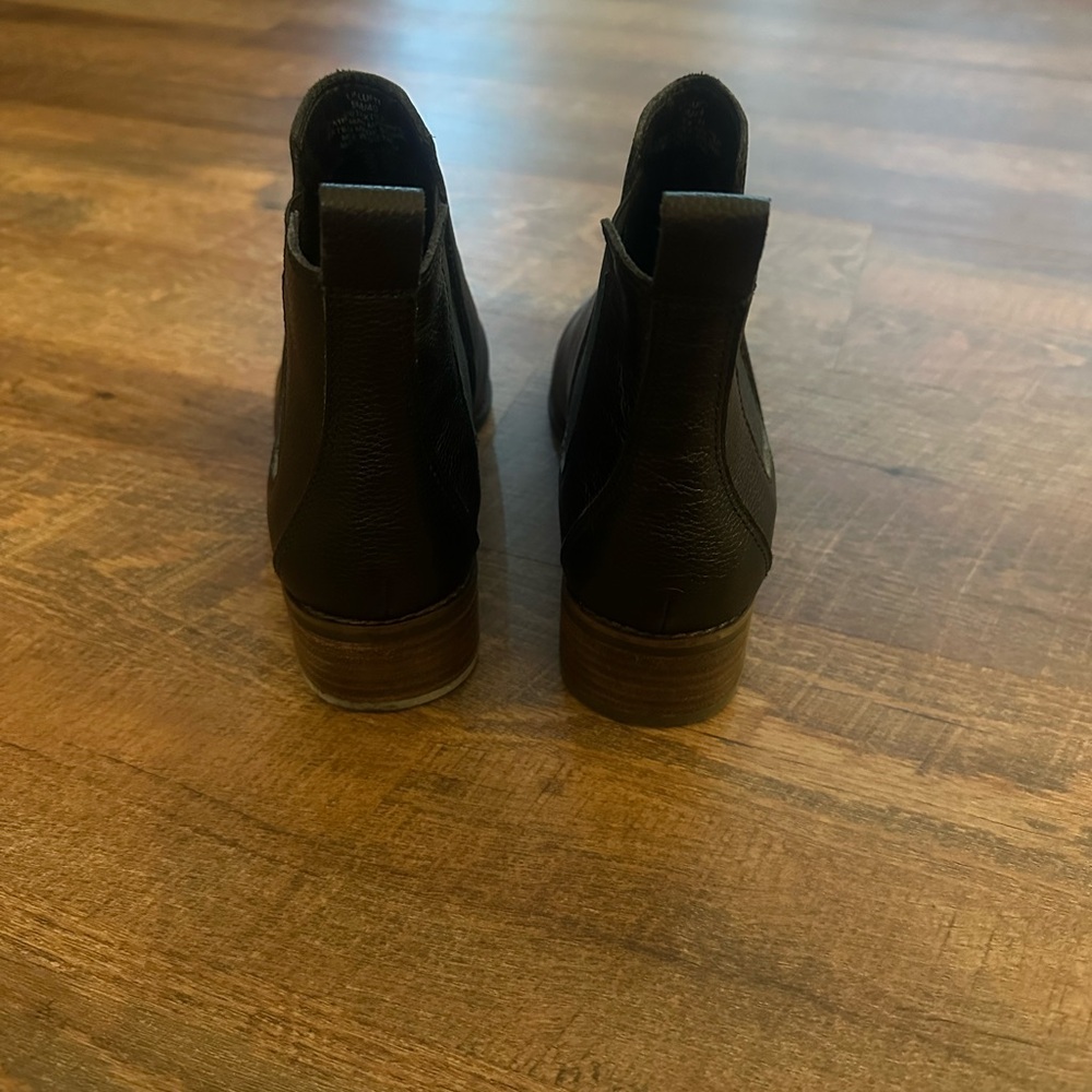 Lucky Brand Lufti Chelsea Boot - Picture 3 of 4